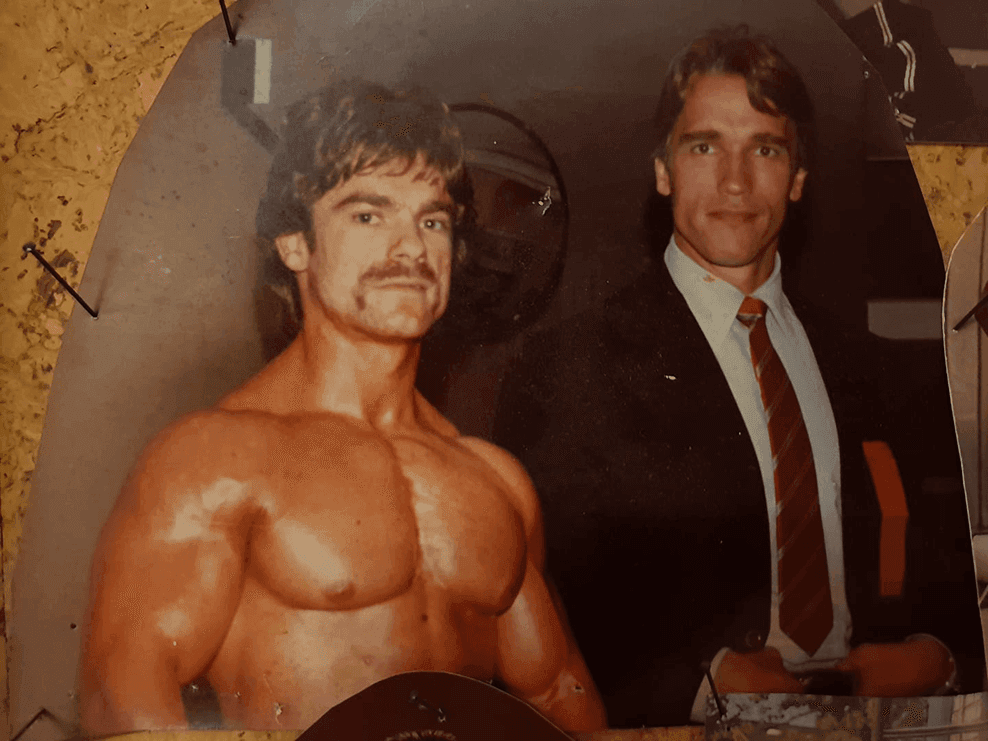 Harald Skjøldt with Arnold Schwarzenegger at Gold's Gym in California