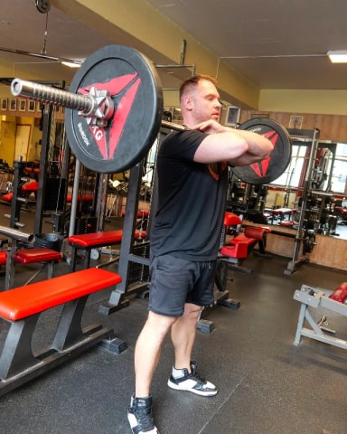 Front Squats exercise demonstration
